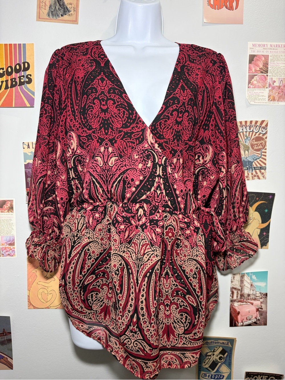 VENUS Paisley V-Neck Blouse in Red and Black